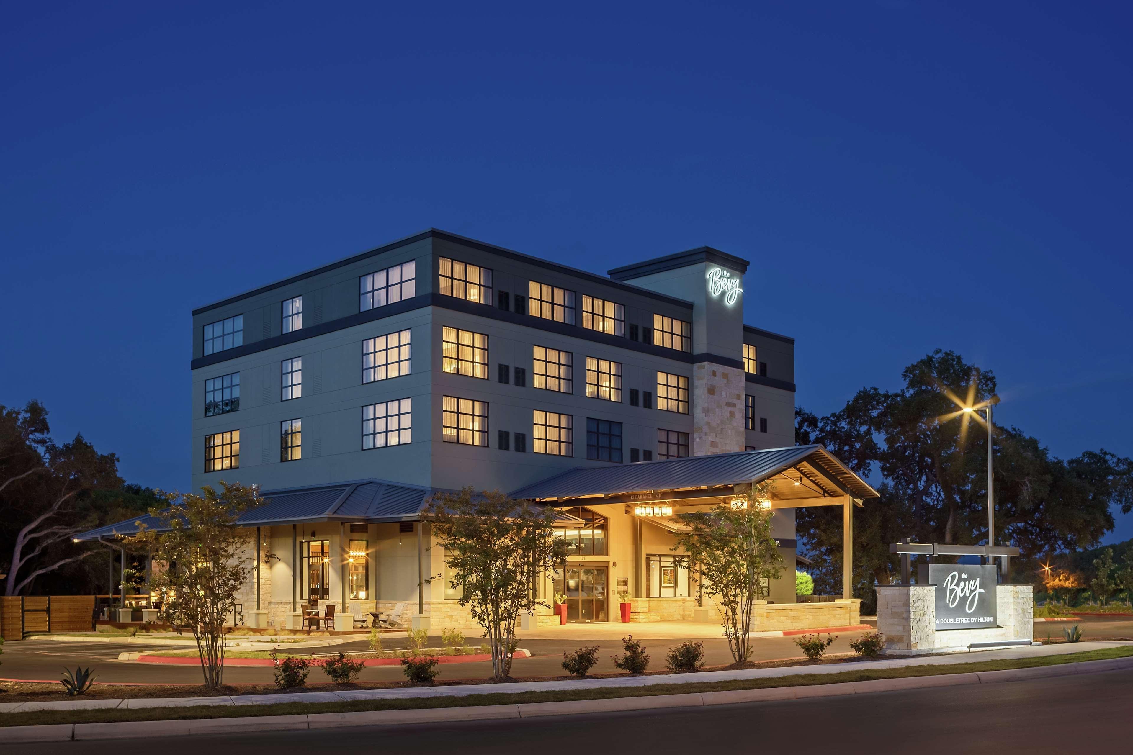 The Bevy Hotel Boerne, A Doubletree By Hilton Exterior photo